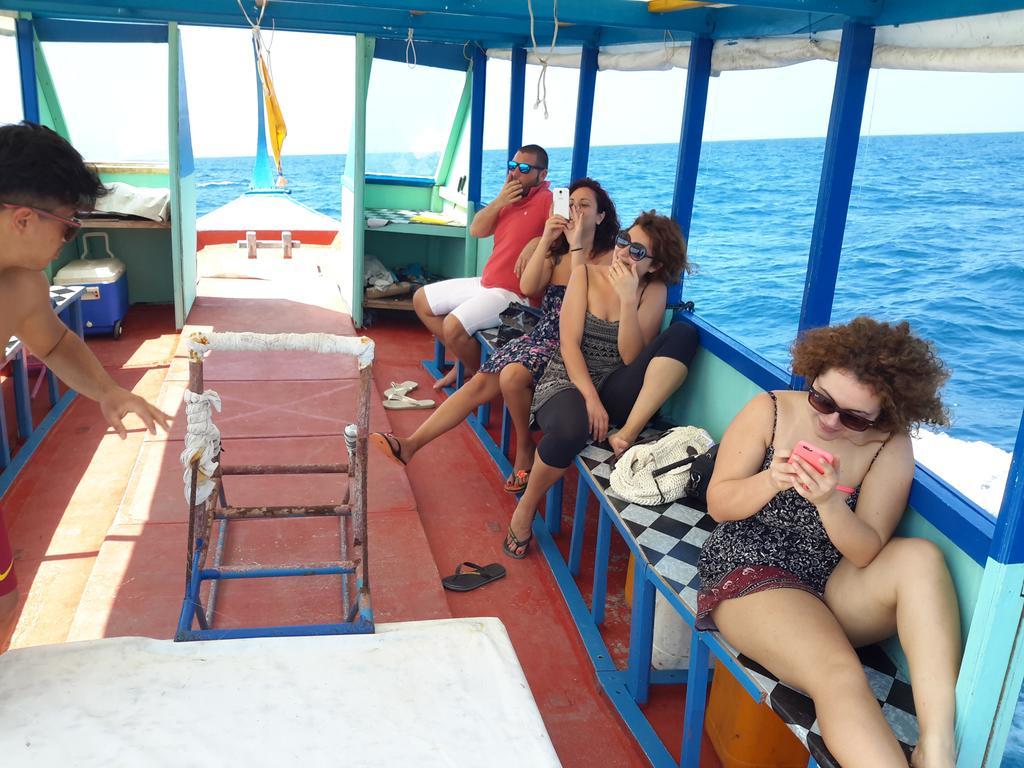 Manta View Guest House Keyodhoo  Bagian luar foto