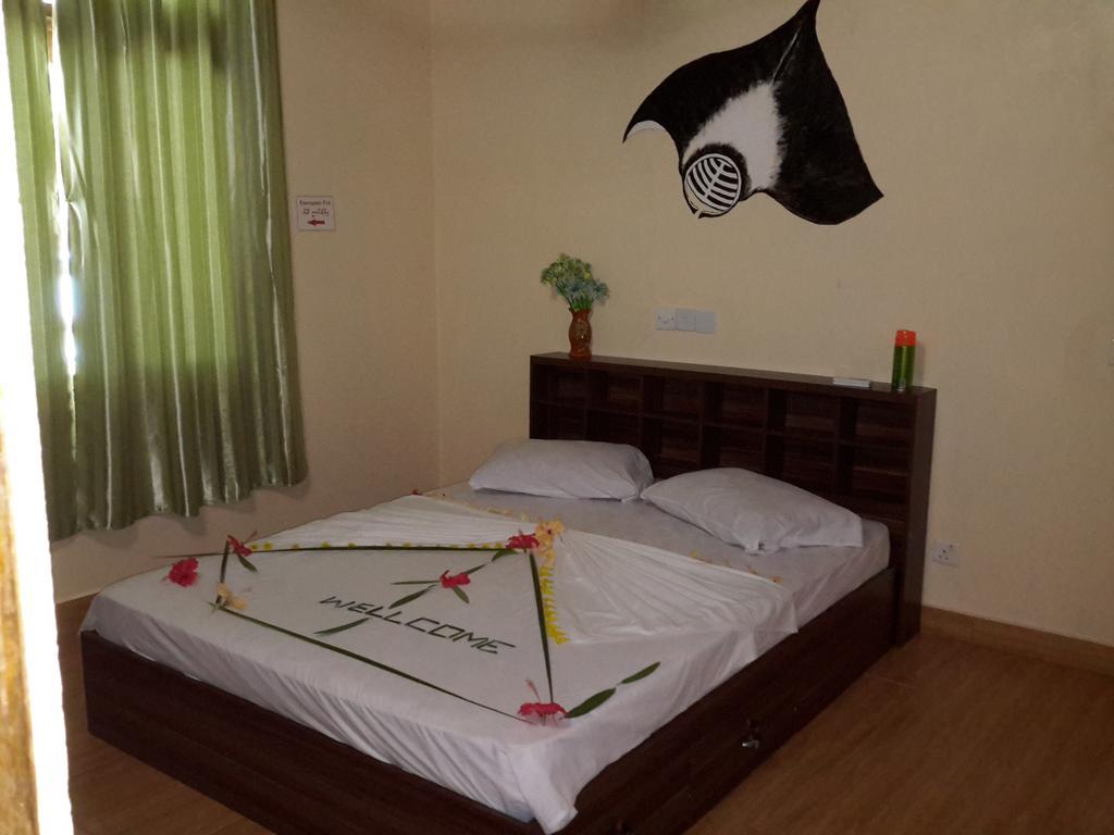 Manta View Guest House Keyodhoo  Bagian luar foto